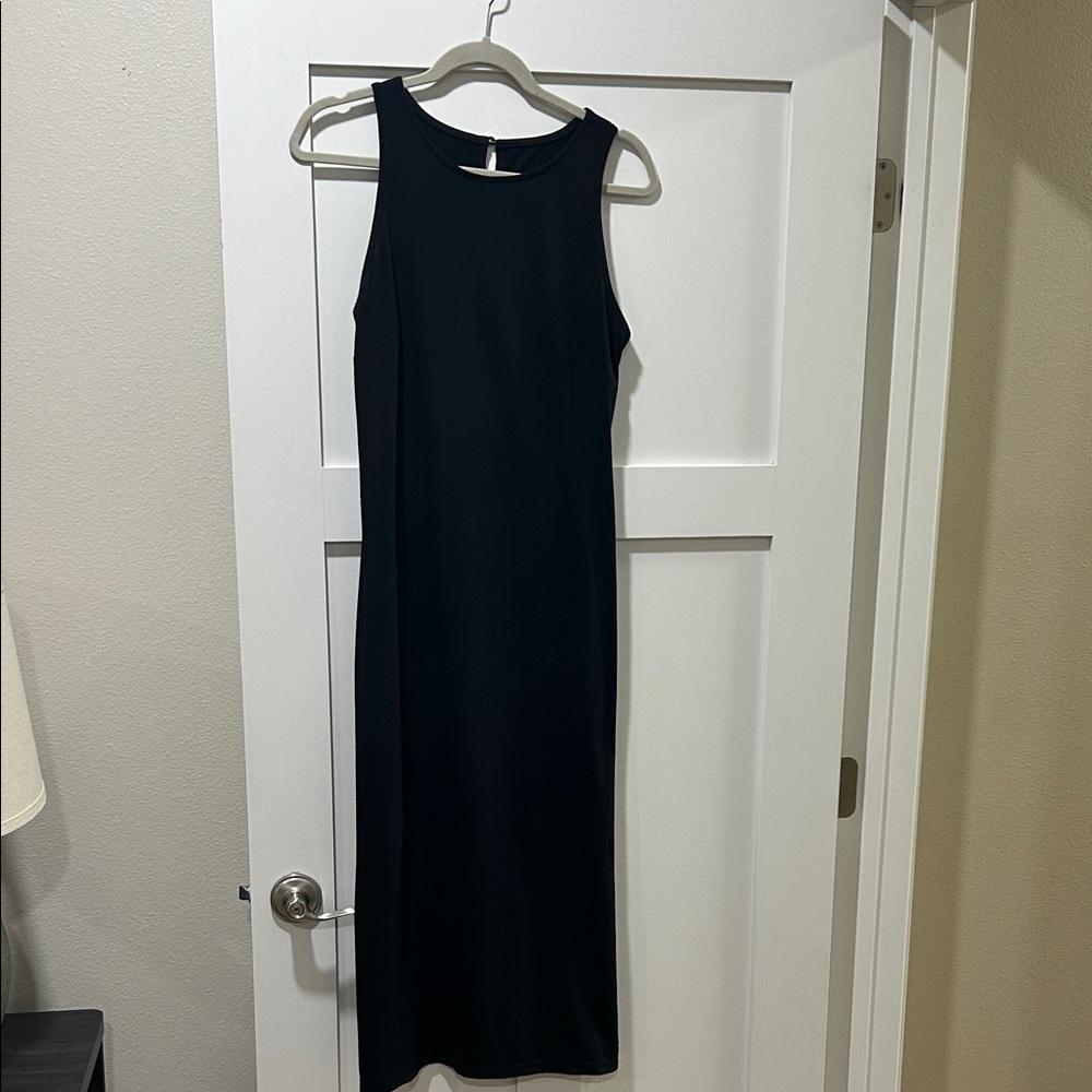 Elegant Black Sleeveless Dress